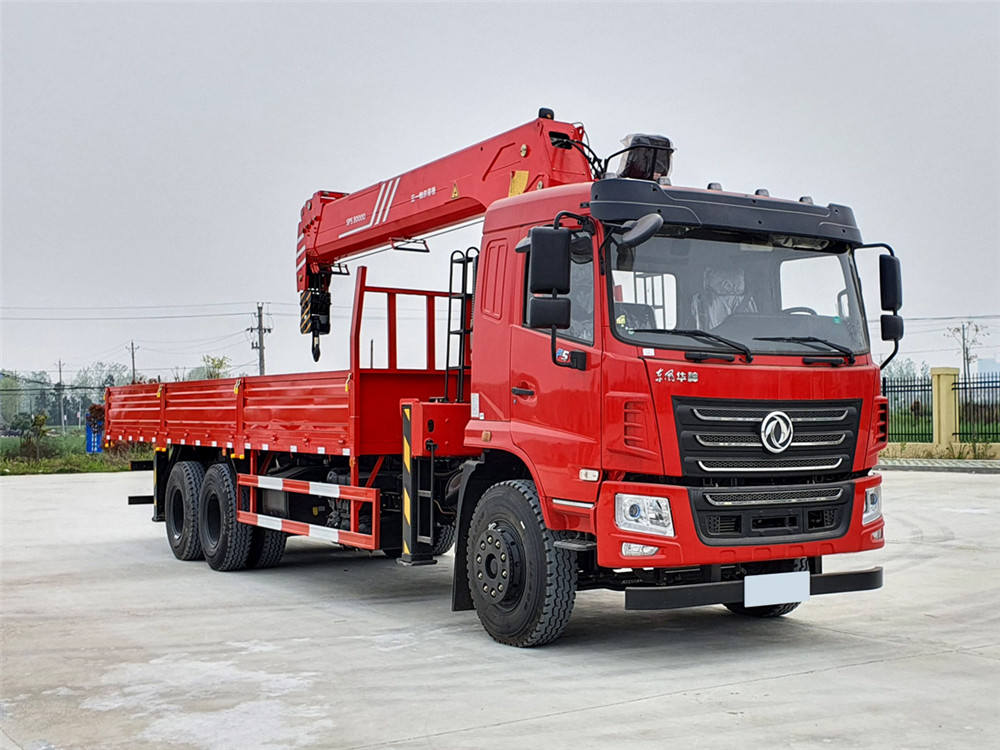 東風華神F5后八輪上裝三一12噸4節臂