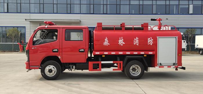 東風雙排座4噸消防灑水車（國六）