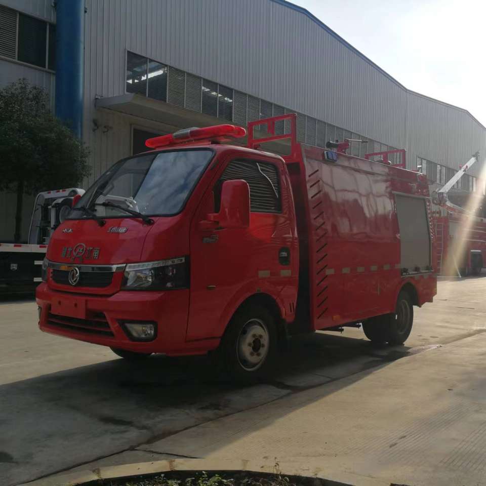 東風(fēng)1噸小型水罐消防車